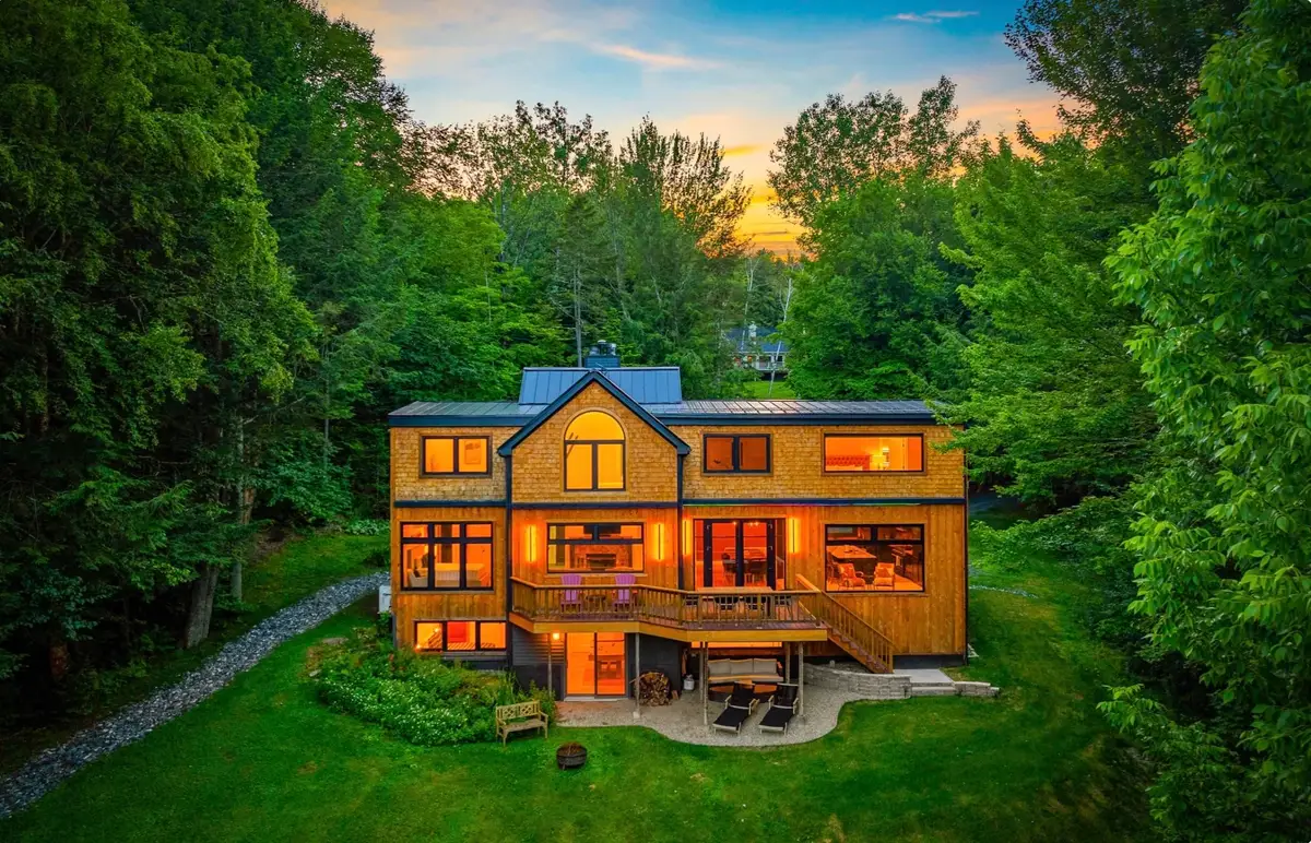 654 Moulton Lane, Stowe, VT 05672 - #1