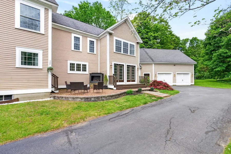 376 Main Street, Hopkinton, NH 03229 - #2