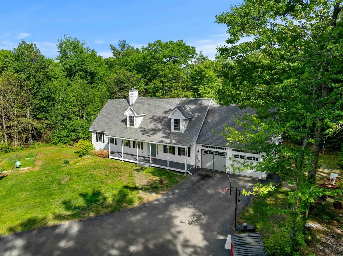 137 Hearthside Drive, Barrington, NH 03825 - #1