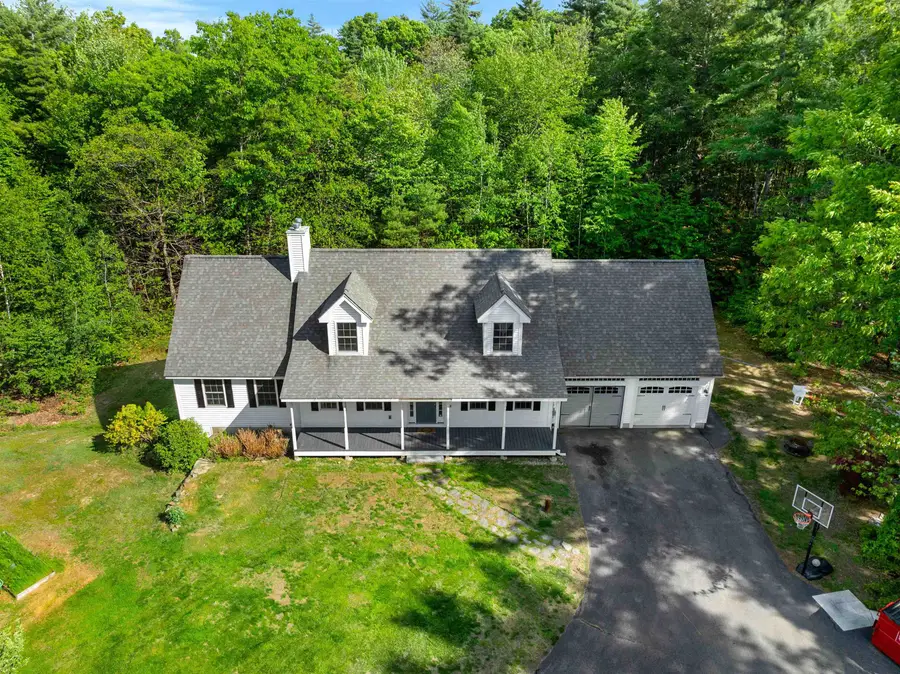 137 Hearthside Drive, Barrington, NH 03825 - #2