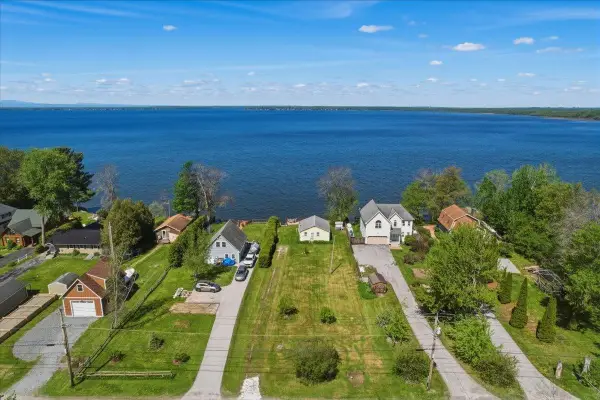 8 Maquam Shore Road, Swanton, VT 05488