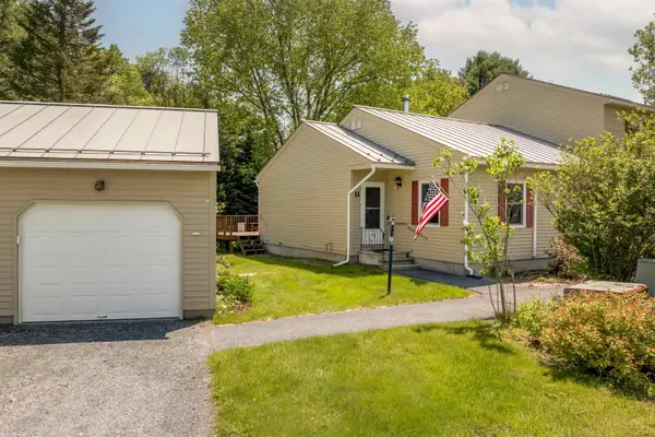 60 Fieldstone Way #11D, Hartford, VT 05001