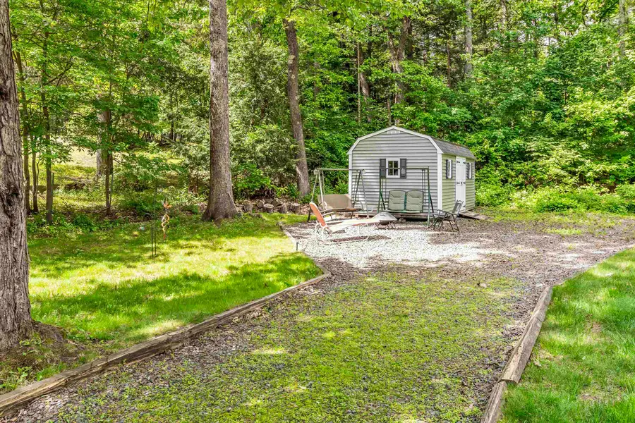 6 Currier Drive, Londonderry, NH 03053 - #3