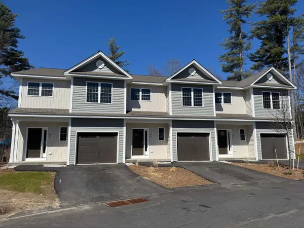 8C Dearborn Circle, Goffstown, NH 03045