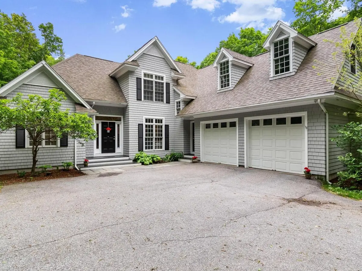 86 Wildwood Court, Shelburne, VT 05482 - #1