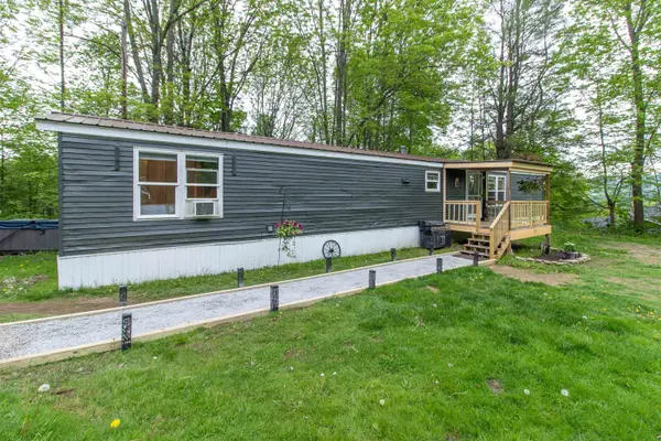 250 North Jay Road, Troy, VT 05859