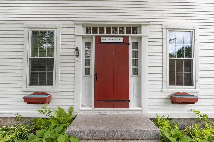 26 Park Street, Charlestown, NH 03603 - #2