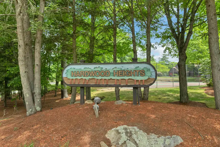 51 Stacey Circle, Windham, NH 03087 - #3