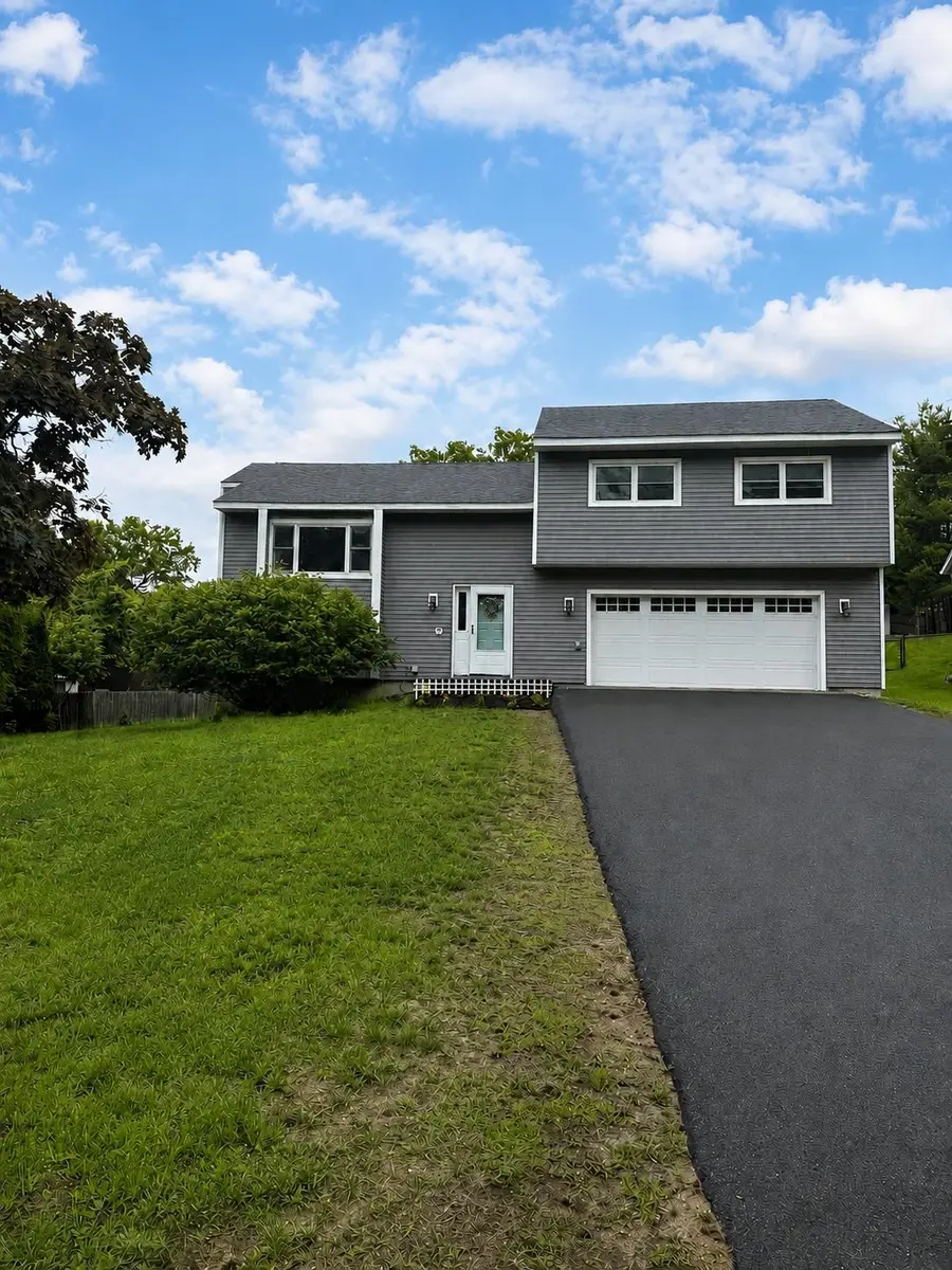 16 Cimmarron Drive, Nashua, NH 03062 - #3