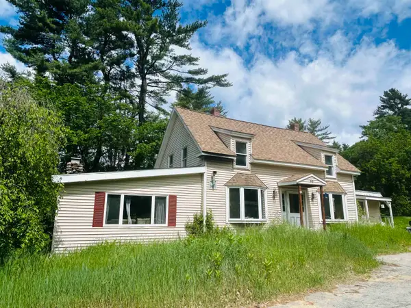 32 East Lull Place, New Boston, NH 03070