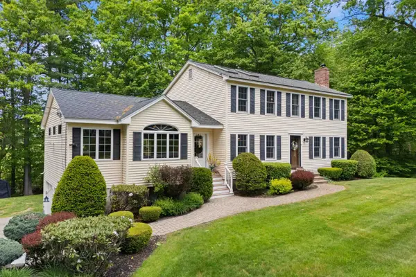 18 Paul Avenue, Derry, NH 03038