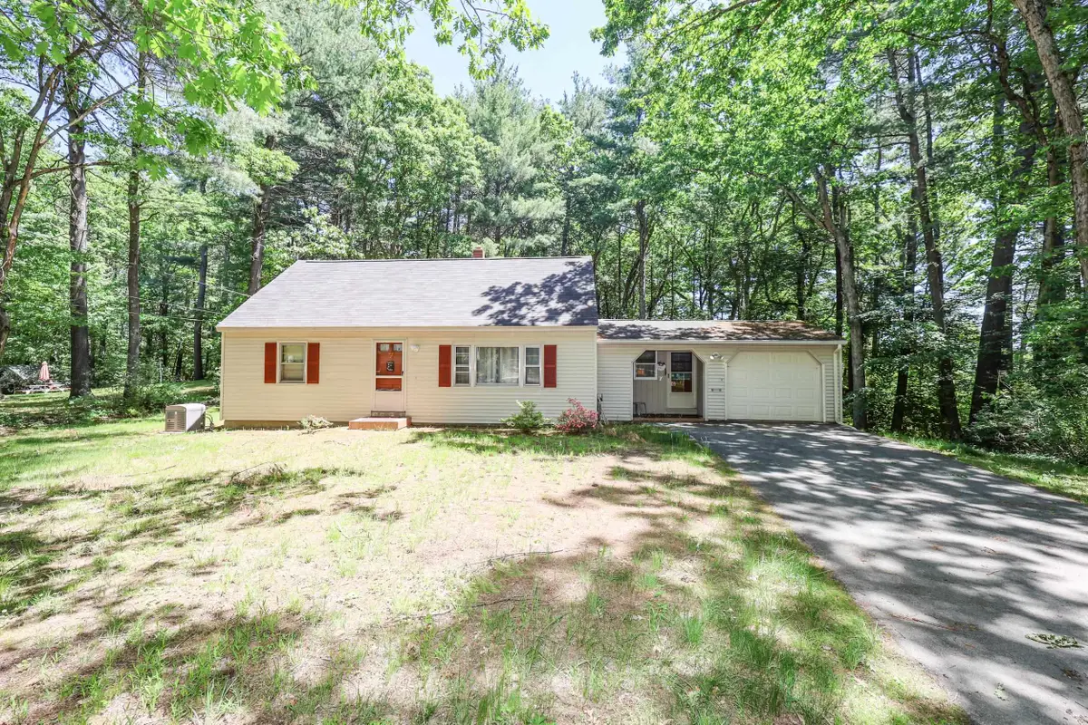 7 Bigwood Drive, Merrimack, NH 03054 - #1