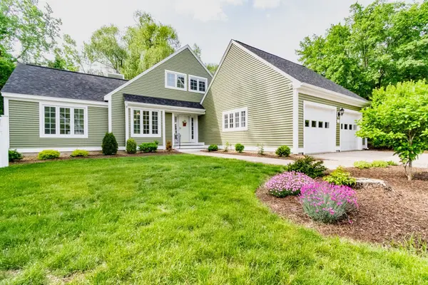 152 Straw Hill Road, Manchester, NH 03104