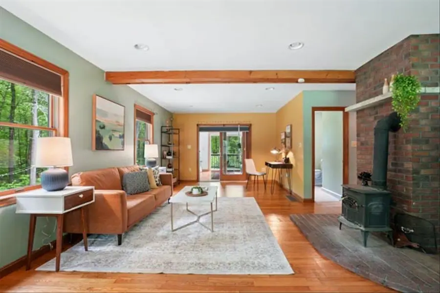 140 North Road, Deerfield, NH 03037 - #2