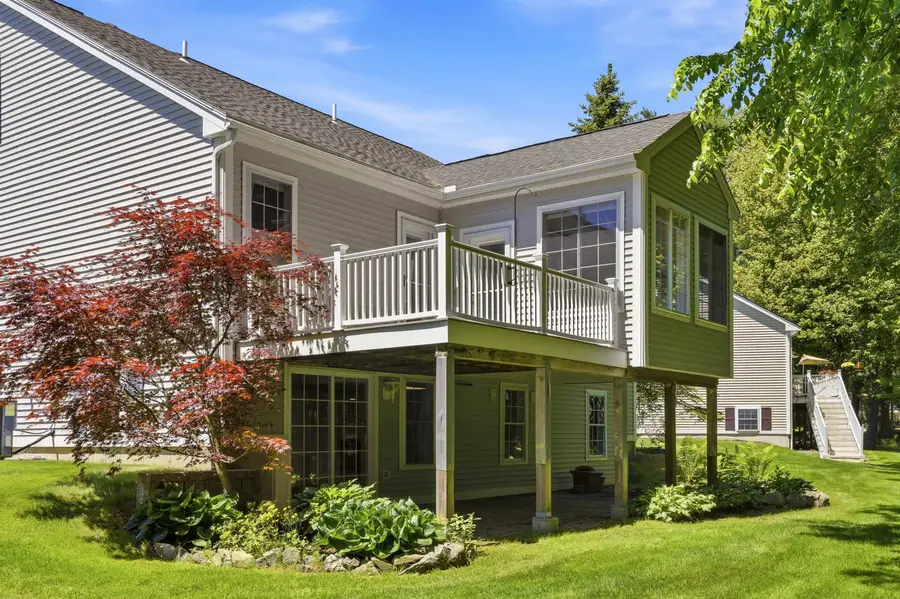 6 Meadowood Drive, Exeter, NH 03833 - #3