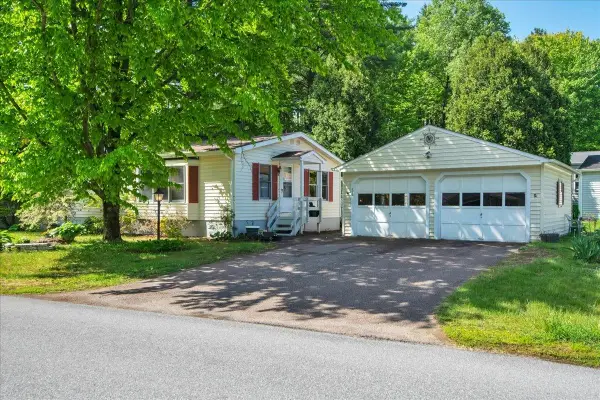 107 Williston Woods Road, Williston, VT 05495-9584