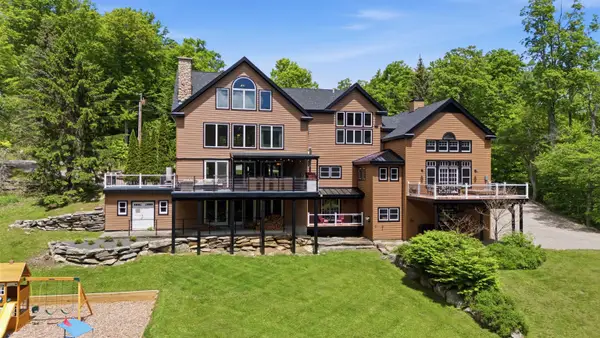27 Mountain View Road, Winhall, VT 05340