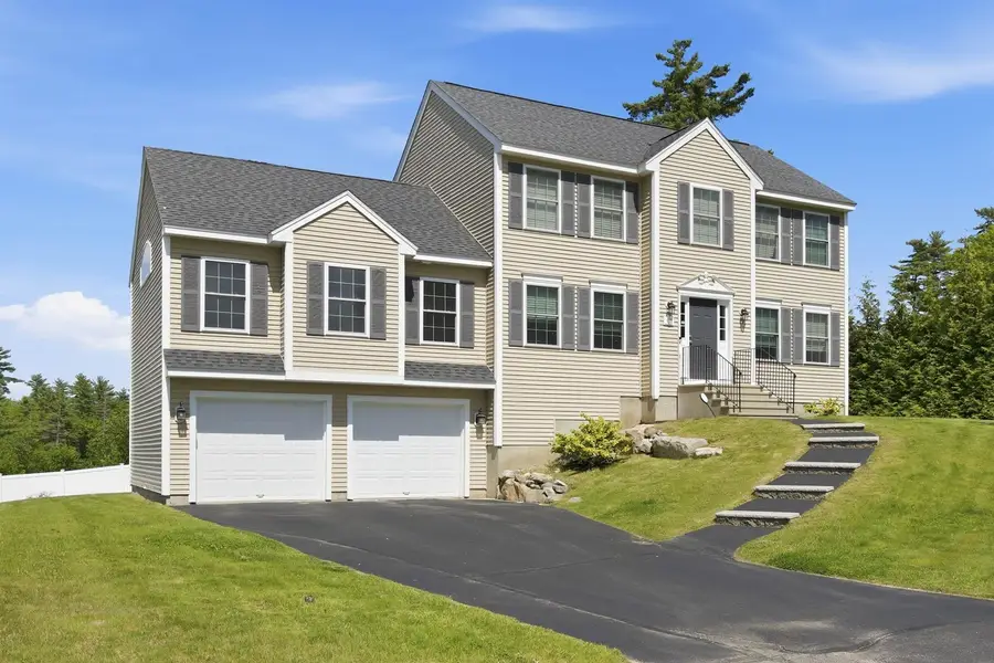 317 University Circle, Hooksett, NH 03106 - #2