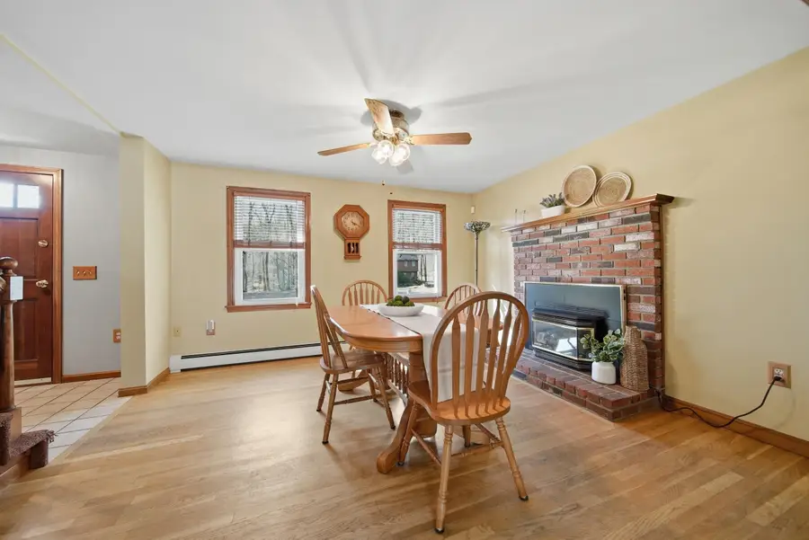 27 Winslow Farm Road, Hudson, NH 03051 - #3
