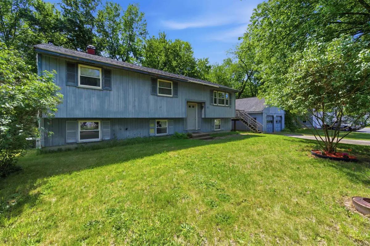 21 Greenfield Drive, Merrimack, NH 03054 - #1