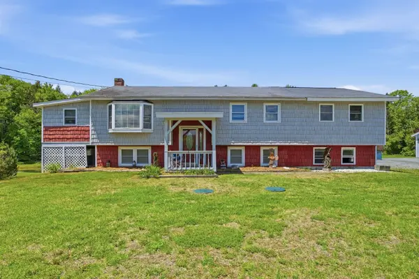 219 Longmoore Drive, Ryegate, VT 05042