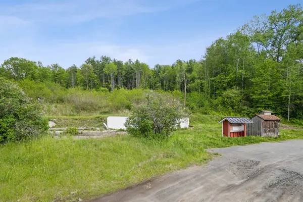 5894 VT RT 14, Royalton, VT 05068