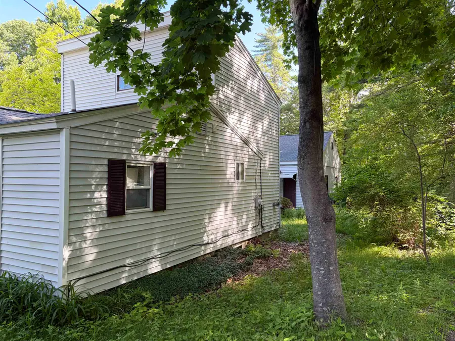 29 Cove Road, East Kingston, NH 03827 - #2