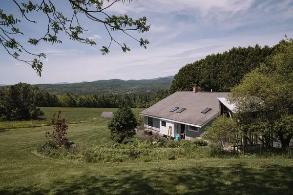 2113 Max Gray Road, Calais, VT 05667