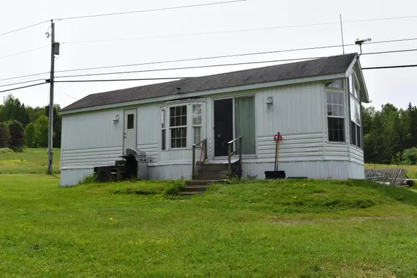 752 Cook Road, Barton, VT 05822-0