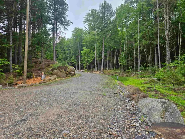 15 Otter Brook Road, Woodstock, NH 03262