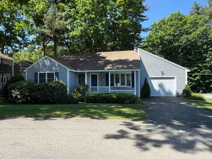 10 Jamaica Lane, Nashua, NH 03063 - #2