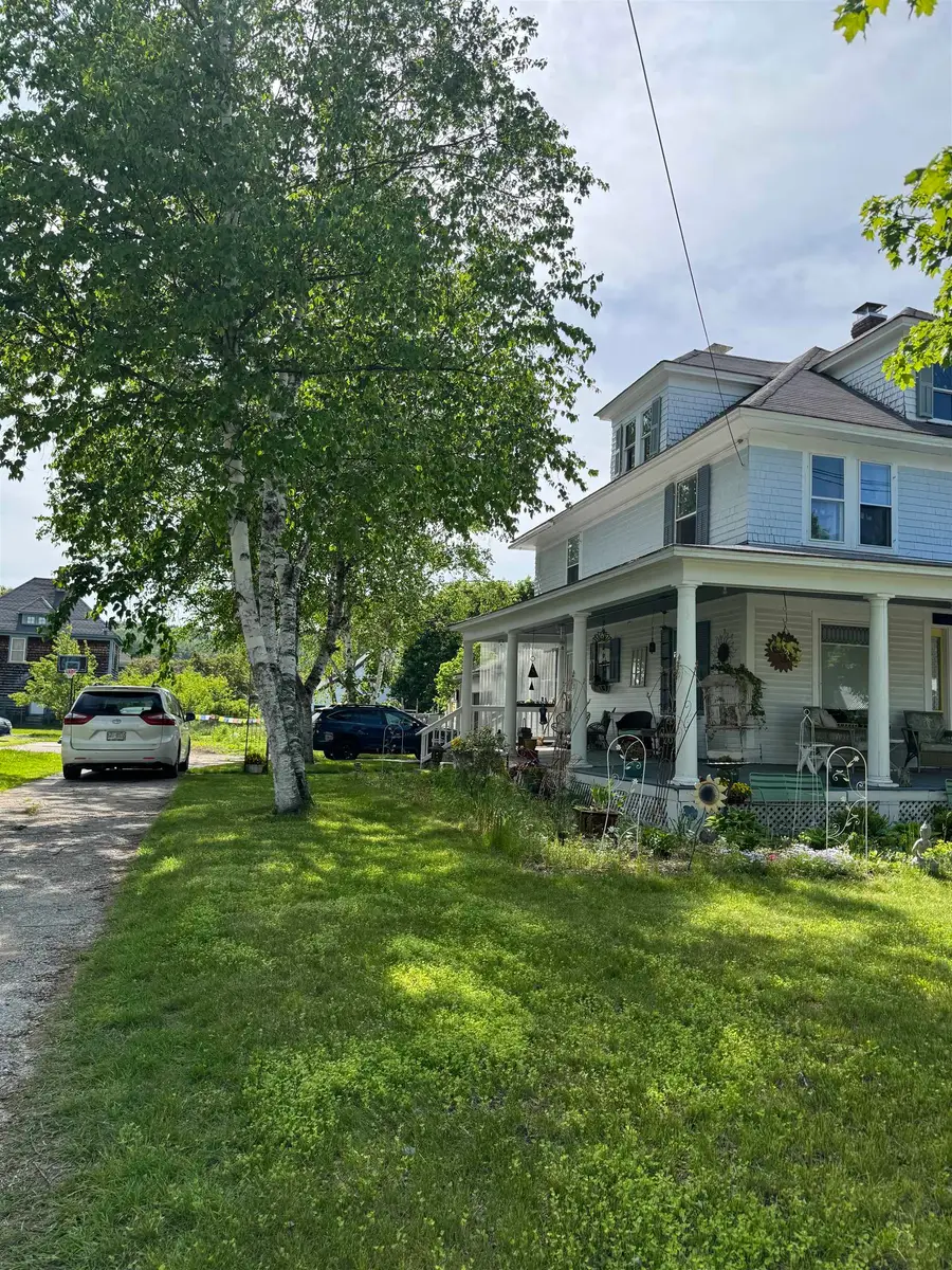 162 N Main Street, Newport, NH 03773 - #2