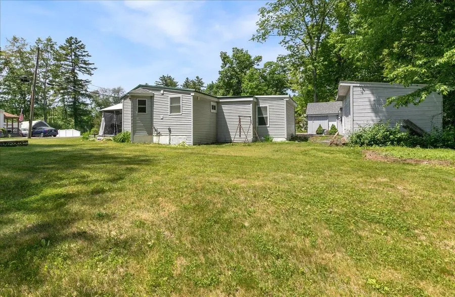 22 Collette's Grove Road, Derry, NH 03038 - #3
