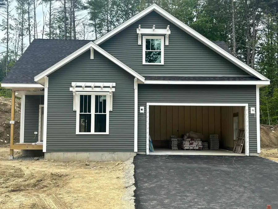 103 Lady Walsingham Way, Laconia, NH 03246 - #3