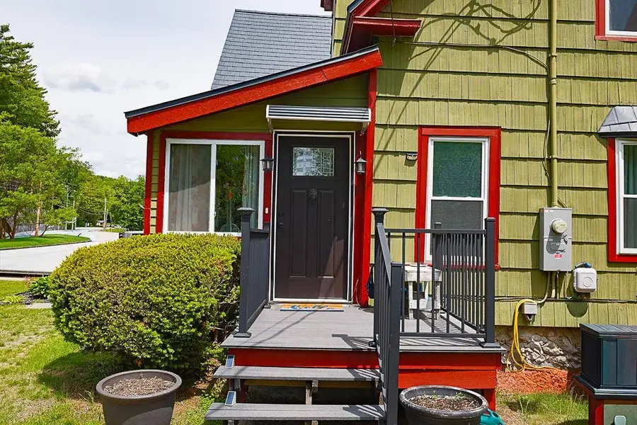 1113 Daniel Webster Highway, Woodstock, NH 03262 - #2