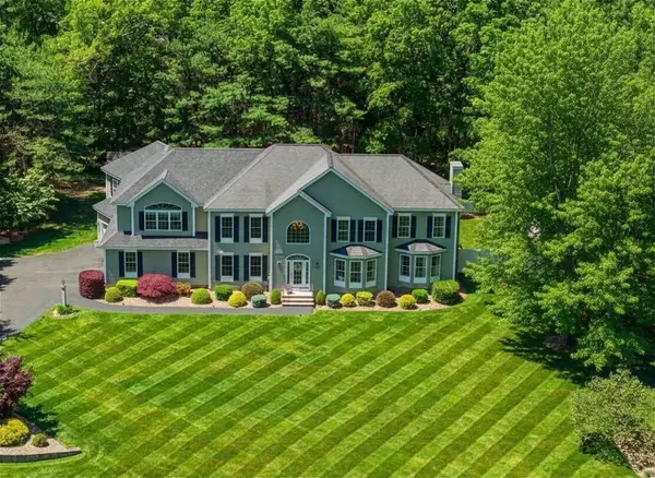 7 Ballard Road, Pelham, NH 03076