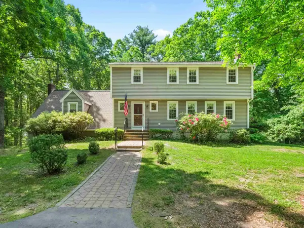 35 Sawyer Road, Hampstead, NH 03841