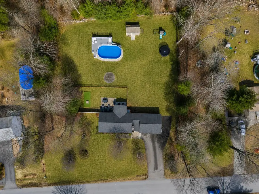 5 Falcon Drive, Pelham, NH 03076 - #2