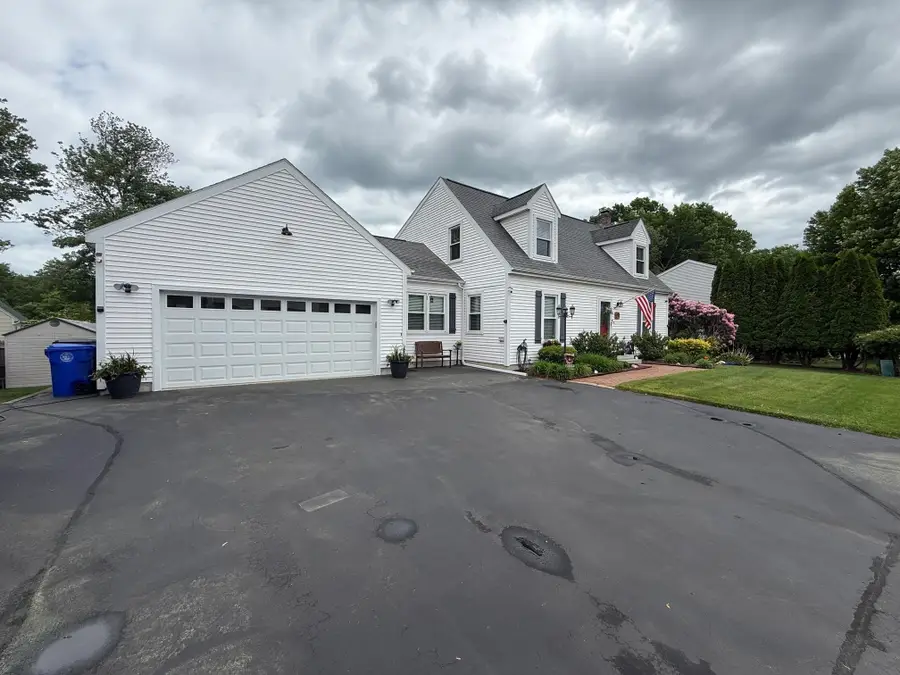 176 Stanton Street, Manchester, NH 03103 - #3