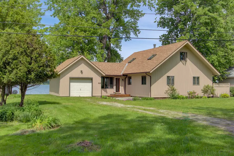 325 Oakridge Lane, North Hero, VT 05474 - #3