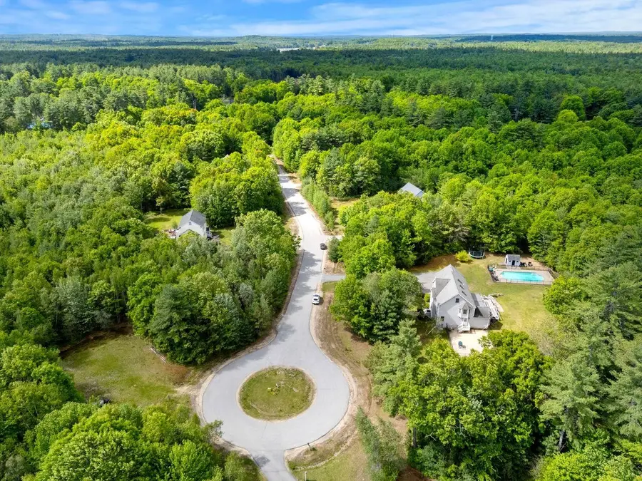 24 Fireside Drive, Epping, NH 03042 - #2