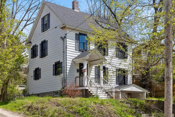 418 Saint Paul Street, Burlington, VT 05401