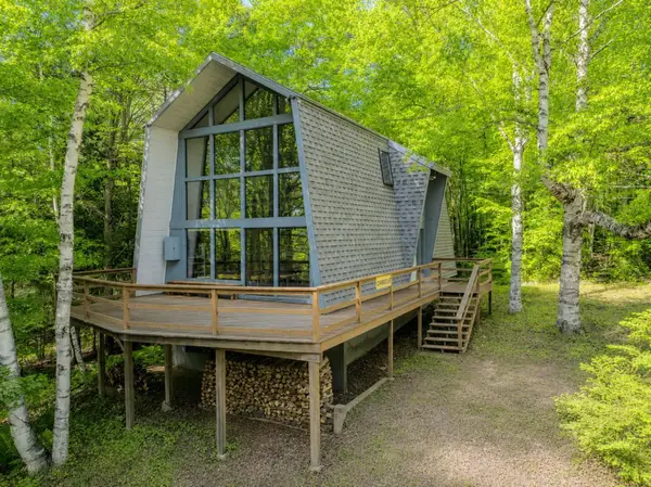 307 Swiftwater Circle, Haverhill, NH 03785