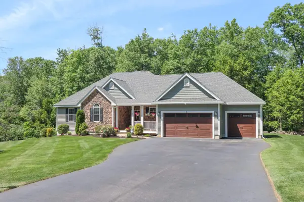 145 CLEMENT Road, Pelham, NH 03076