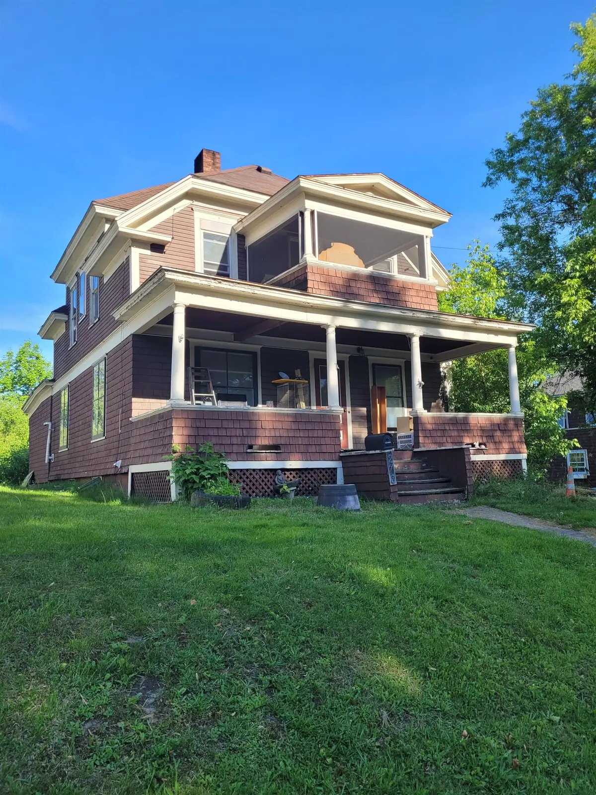 278 Pleasant Street, Saint Johnsbury, VT 05819 - #1