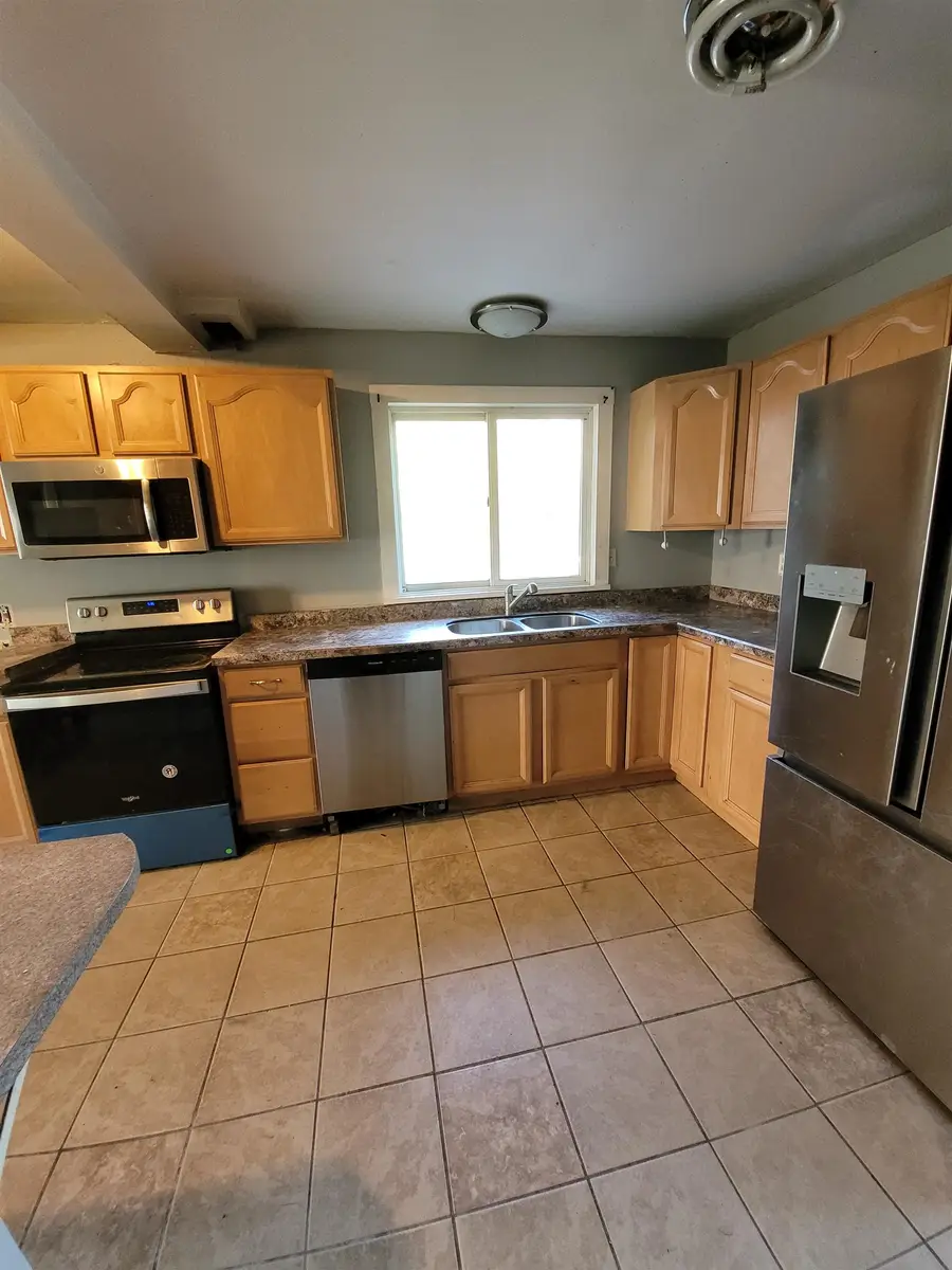 278 Pleasant Street, Saint Johnsbury, VT 05819 - #2