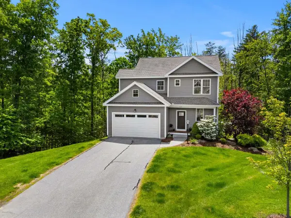 66  Redwood Way, Manchester, NH 03102
