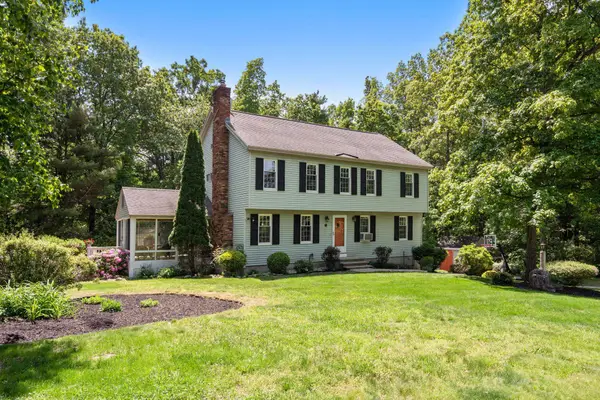 2 Grandview Road, Windham, NH 03087