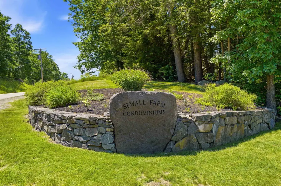 53 Magnolia Lane, Newmarket, NH 03857 - #3