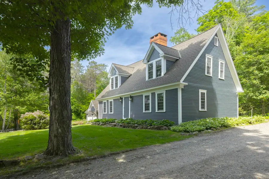 385 Irish Hill Road, Hopkinton, NH 03229 - #2